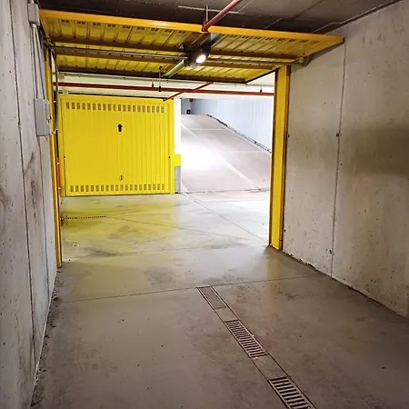 Al Castello Di San Giusto Free Garage شقة ترييستي